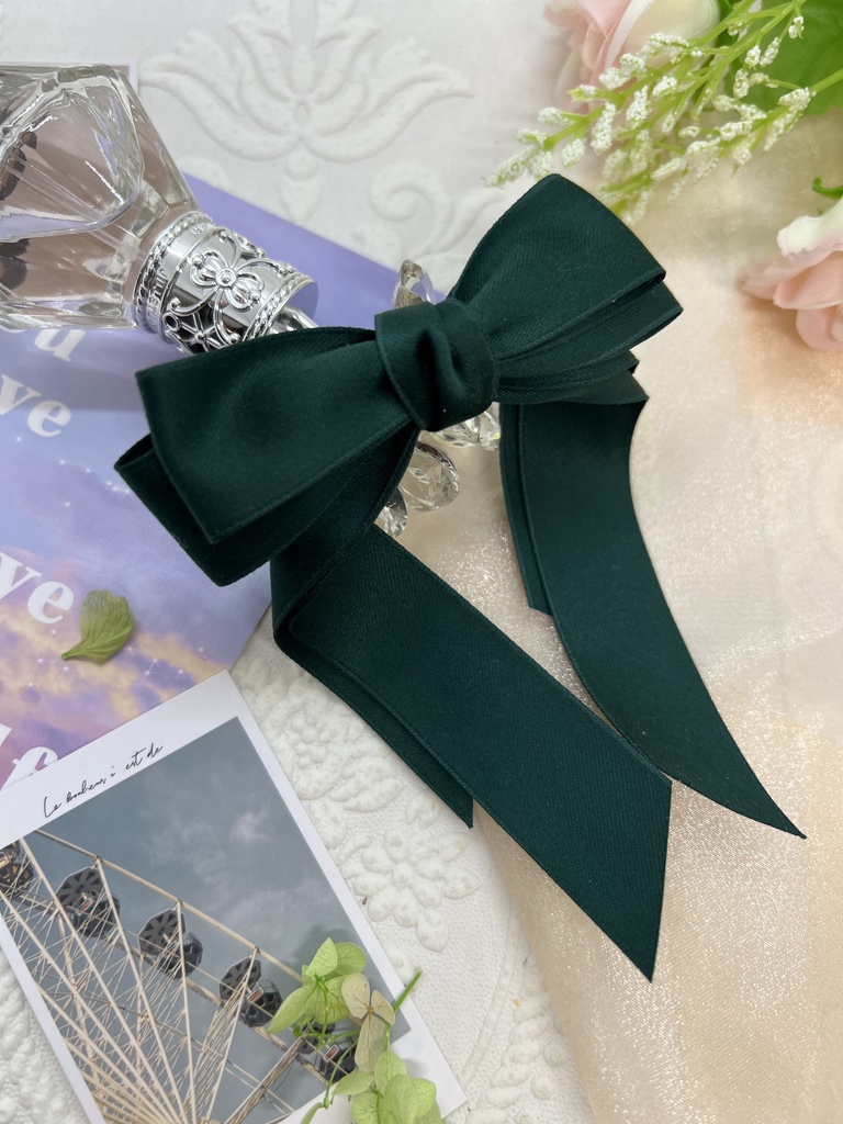 グリーンのシンプルなりぼん