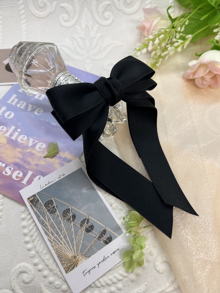 ブラックの使いやすいリボン