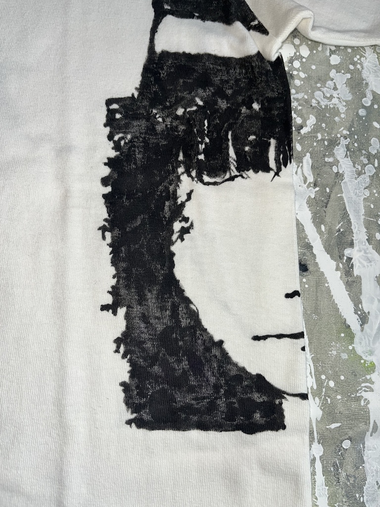 「産声さえ嘘泣きだったかもしれないのに。」手塗りTシャツ