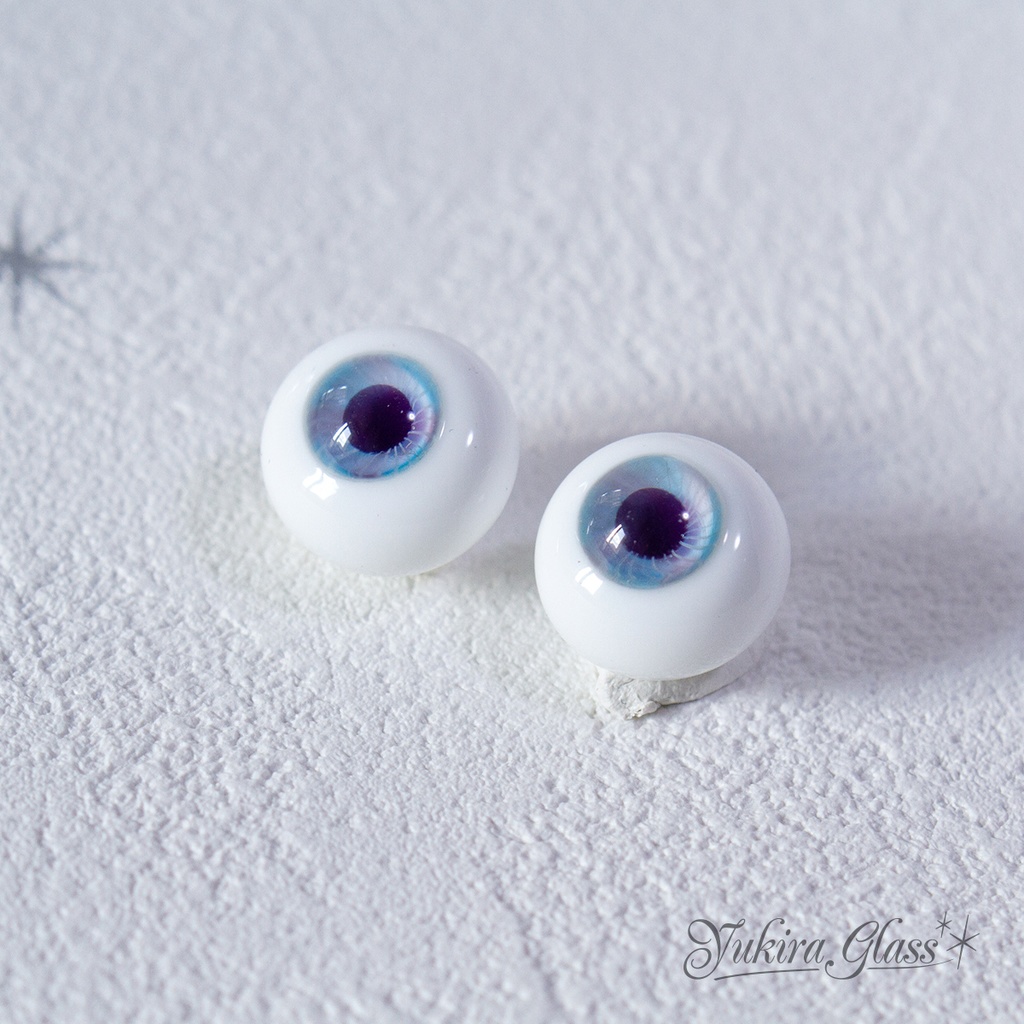 グラスアイ約15mm/光彩8mm　007