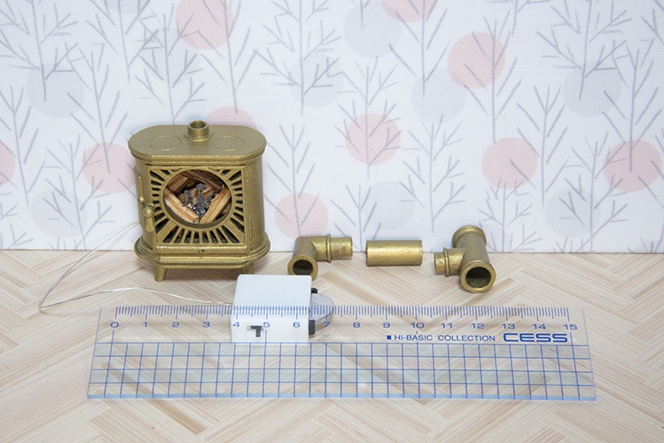 まあるい窓の薪ストーブ*アンティークゴールド*