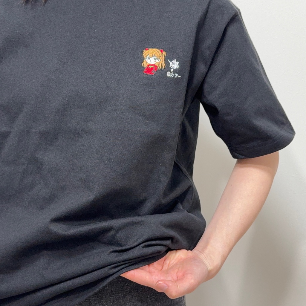 刺繍入りTシャツ_アスカ