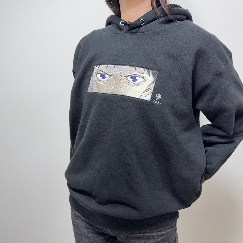 刺繍入りパーカー_シンジ