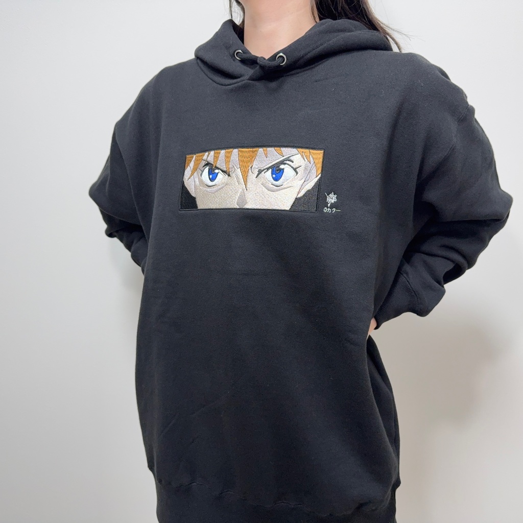 刺繍入りパーカー_アスカ