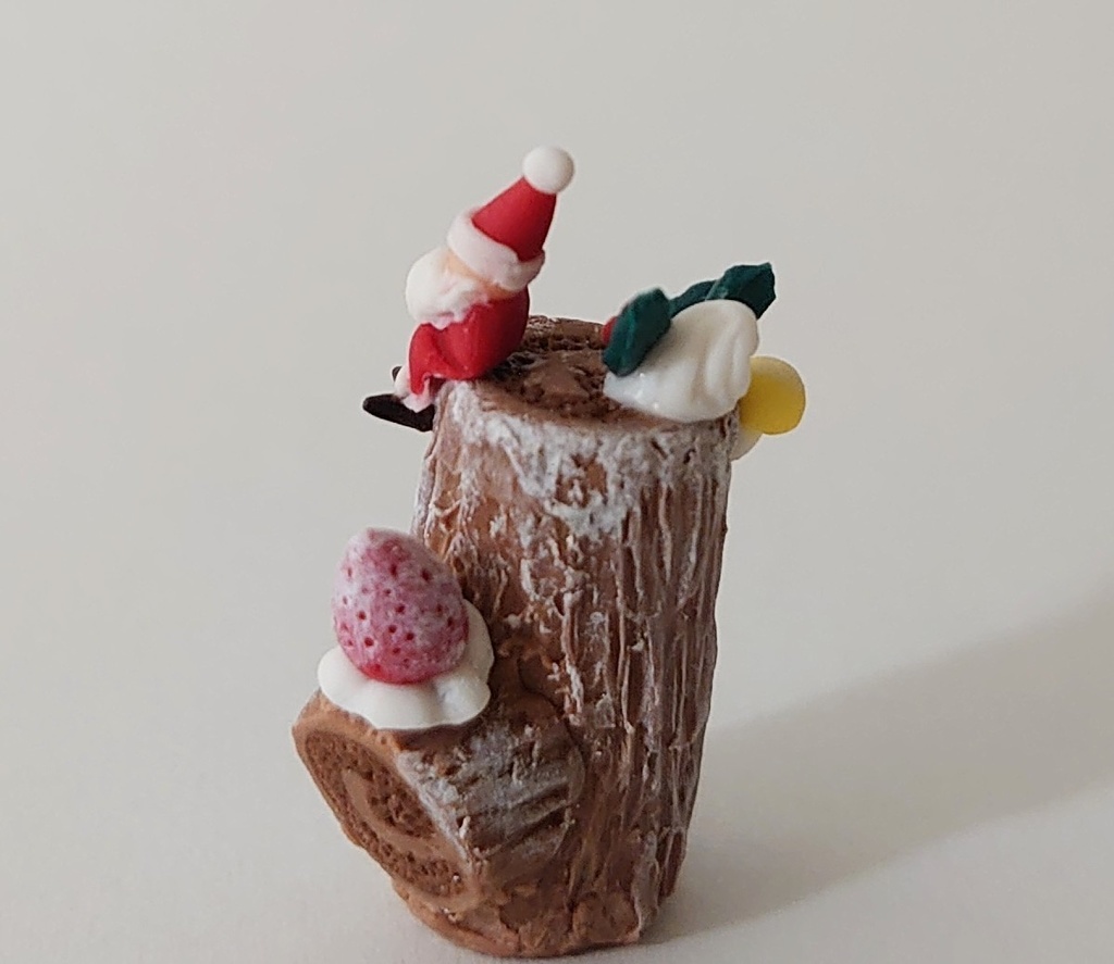 立ちブッシュドノエル