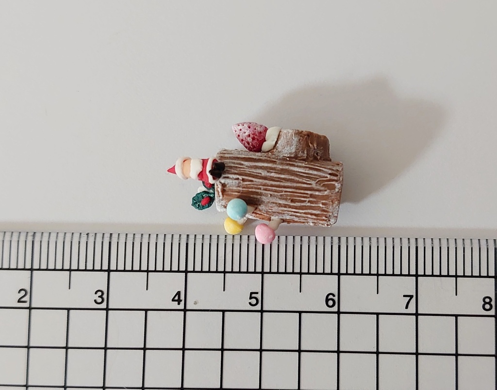 立ちブッシュドノエル