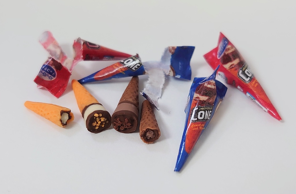 コーンアイス チョコ