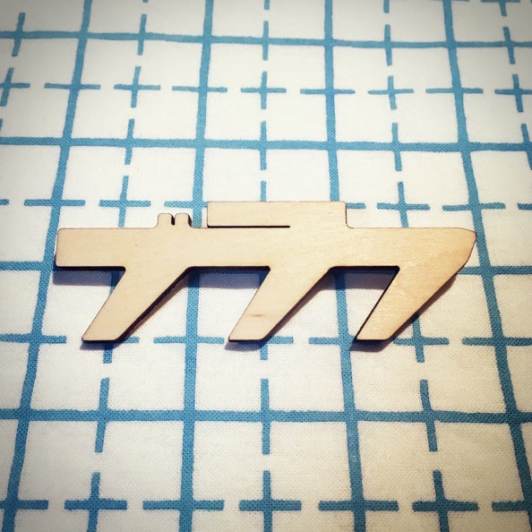 ボードゲーム3文字バッジ