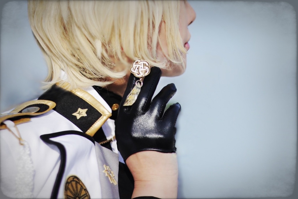 旧作SALE🌸[光のしずく梅結び]ピアス・イヤリング