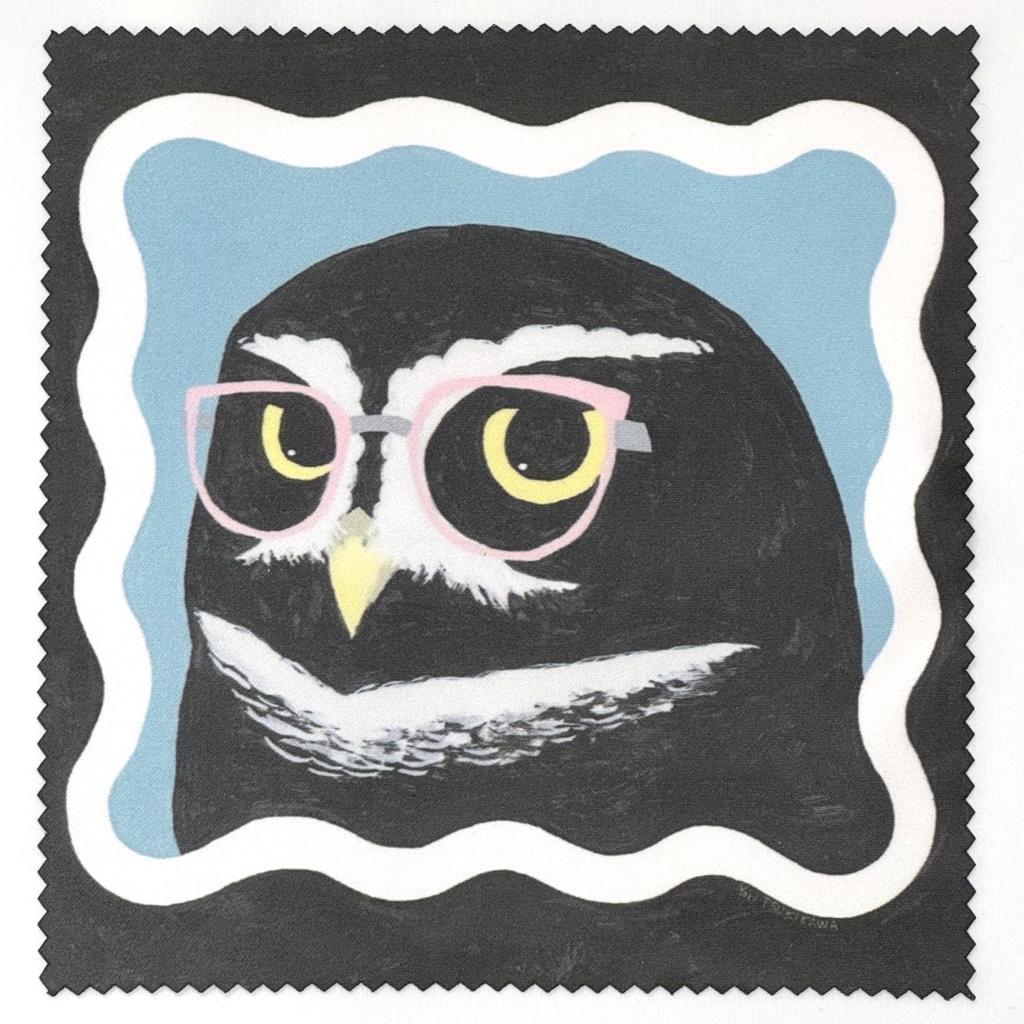 メガネフクロウのメガネふき Spectacled owl wearing glasses lens cloth