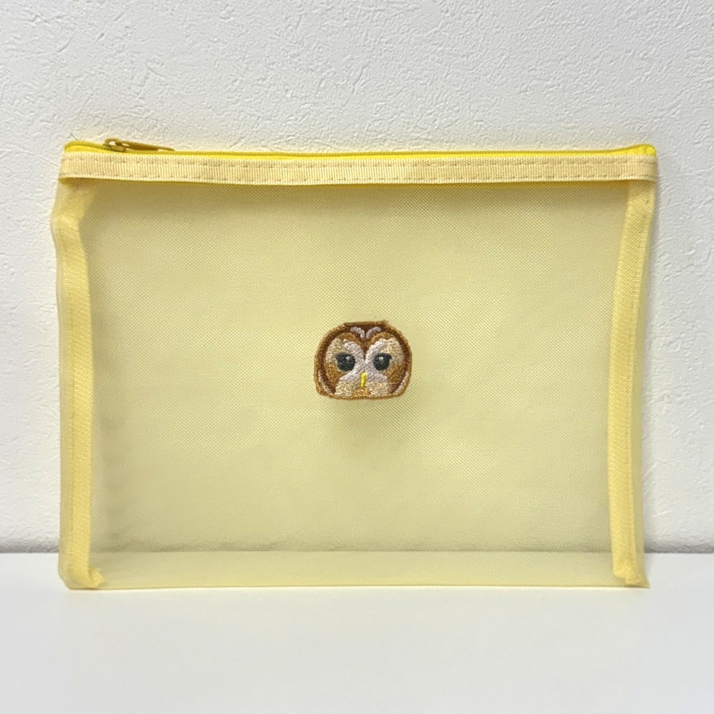 モリフクロウの刺繍メッシュポーチ