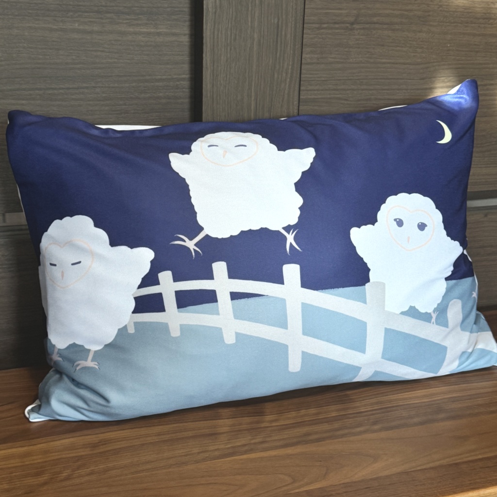 メンフクロウのヒナ　枕カバー