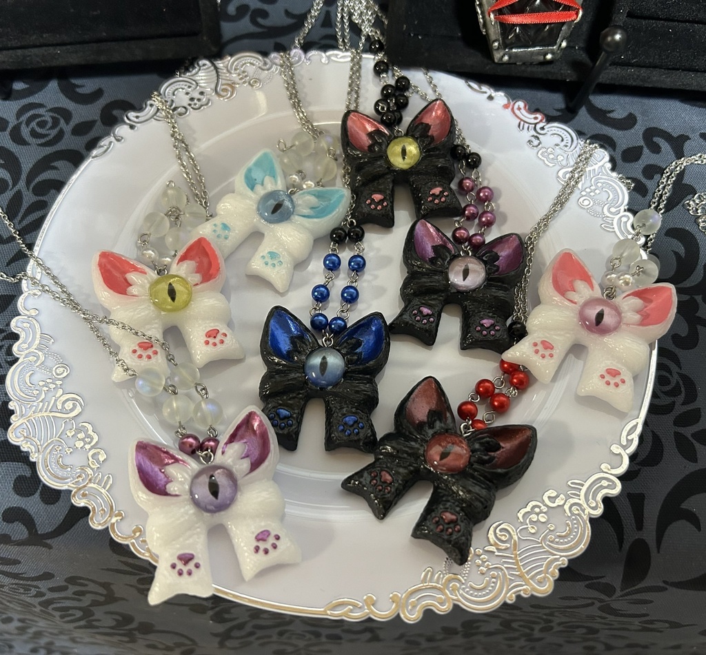 Spooky Cat Ribbon 使い魔のネックレス