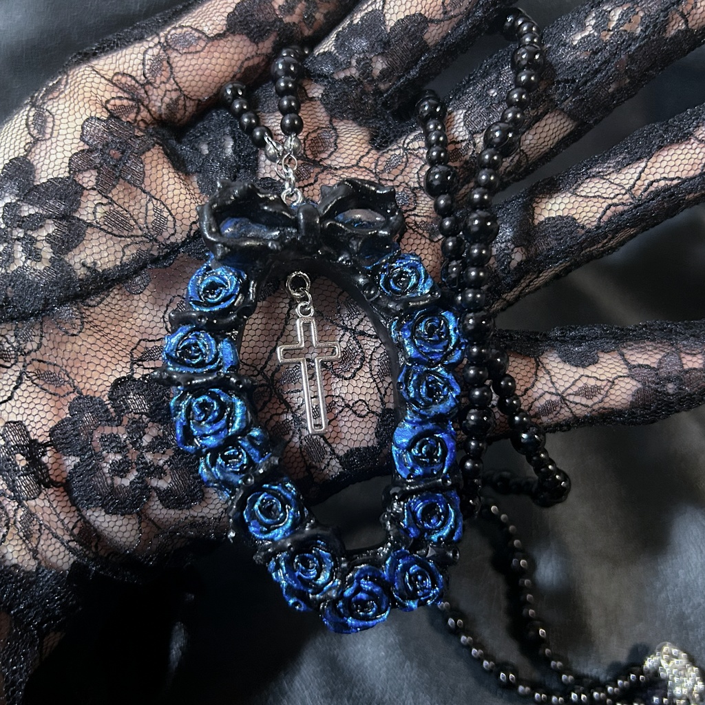 いばら這う葬送のリース<Funeral Rose> ネックレス