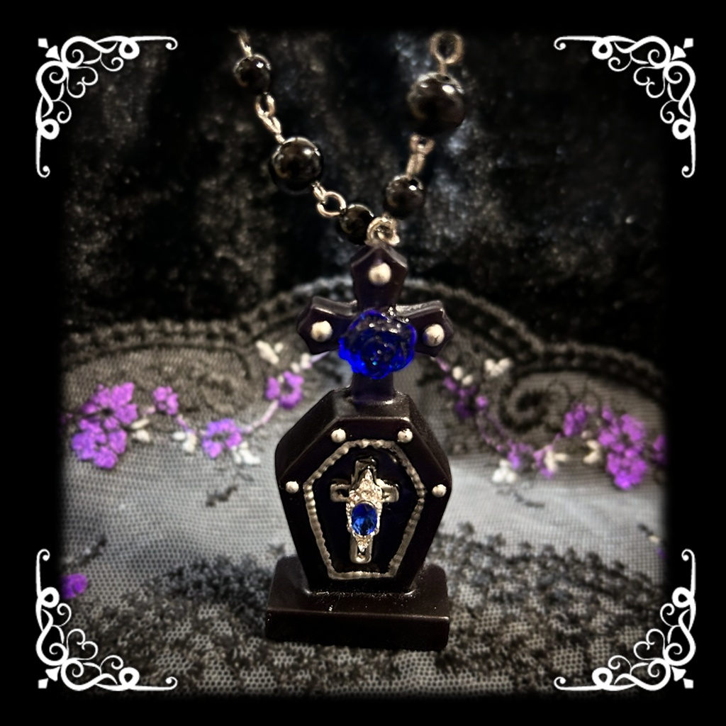 <Rosarium Stone>-薔薇園に佇む墓標-ネックレス