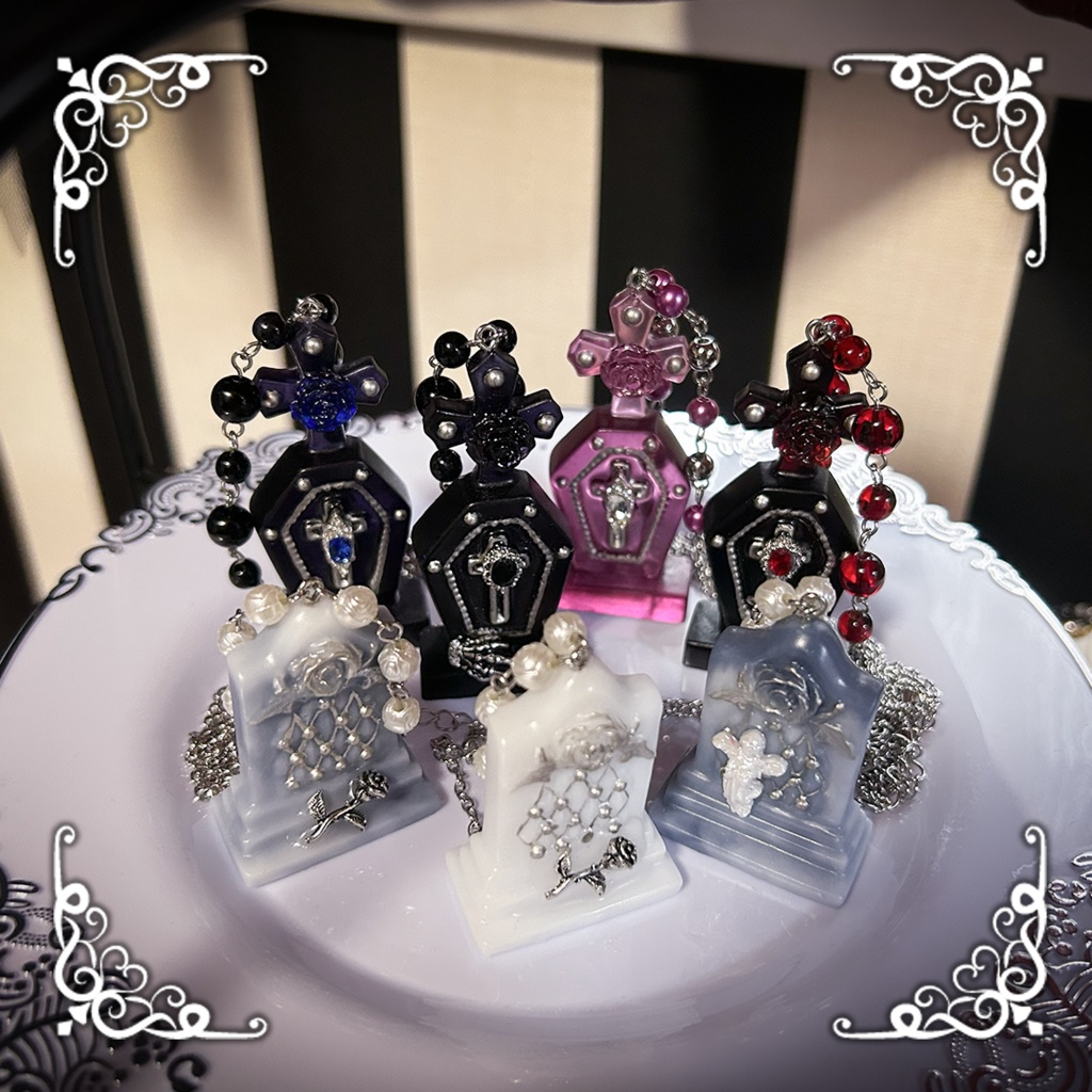 <Rosarium Stone>-薔薇園に佇む墓標-ネックレス