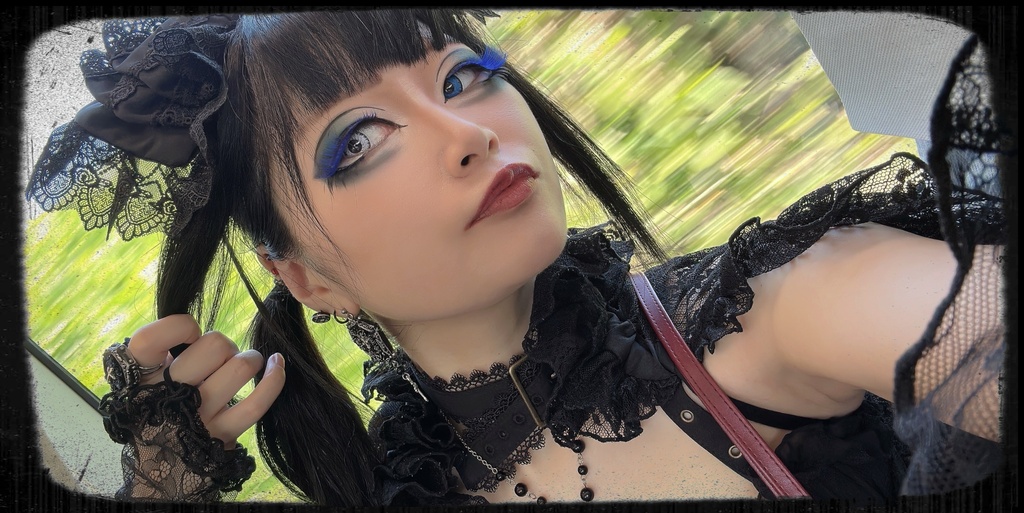 Obscura Petit イヤリング/ピアス