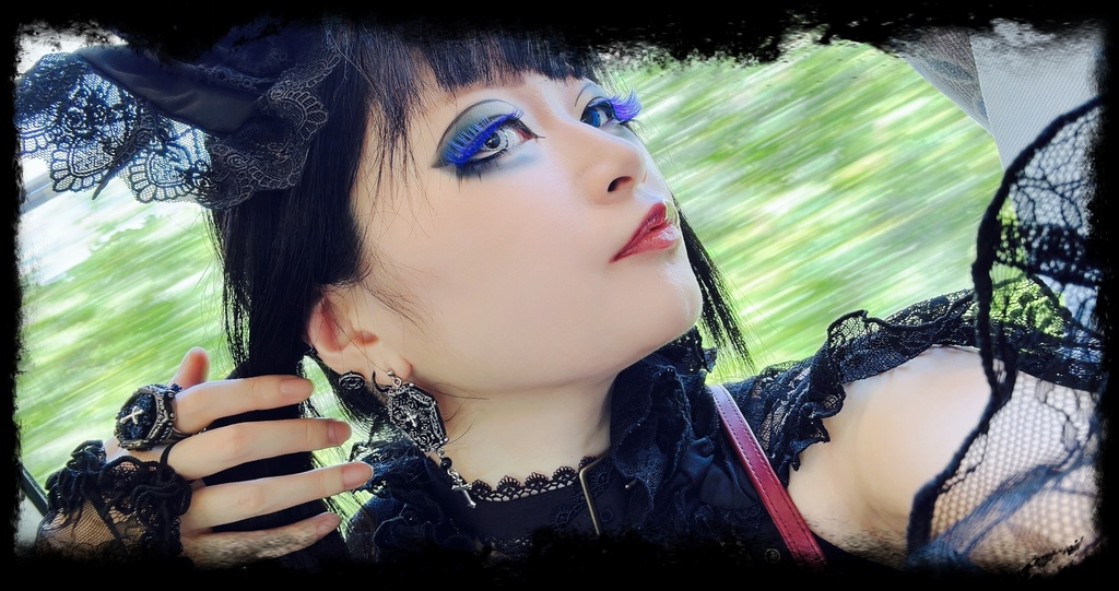 Obscura Petit イヤリング/ピアス