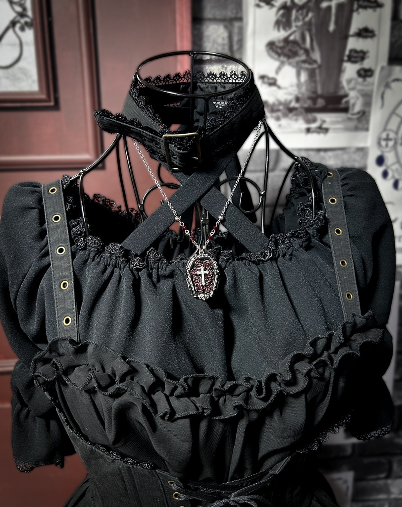 薔薇と十字架の棺<Obscura Rouge>ネックレス
