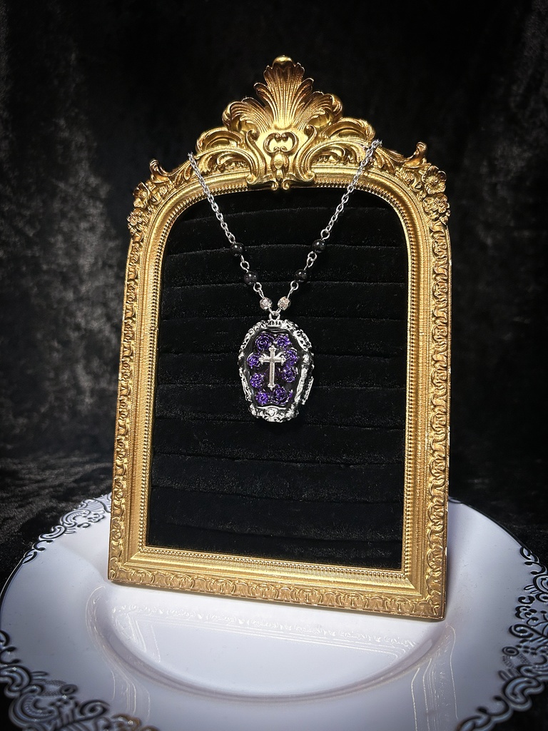 薔薇と十字架の棺<Obscura Violace>ネックレス