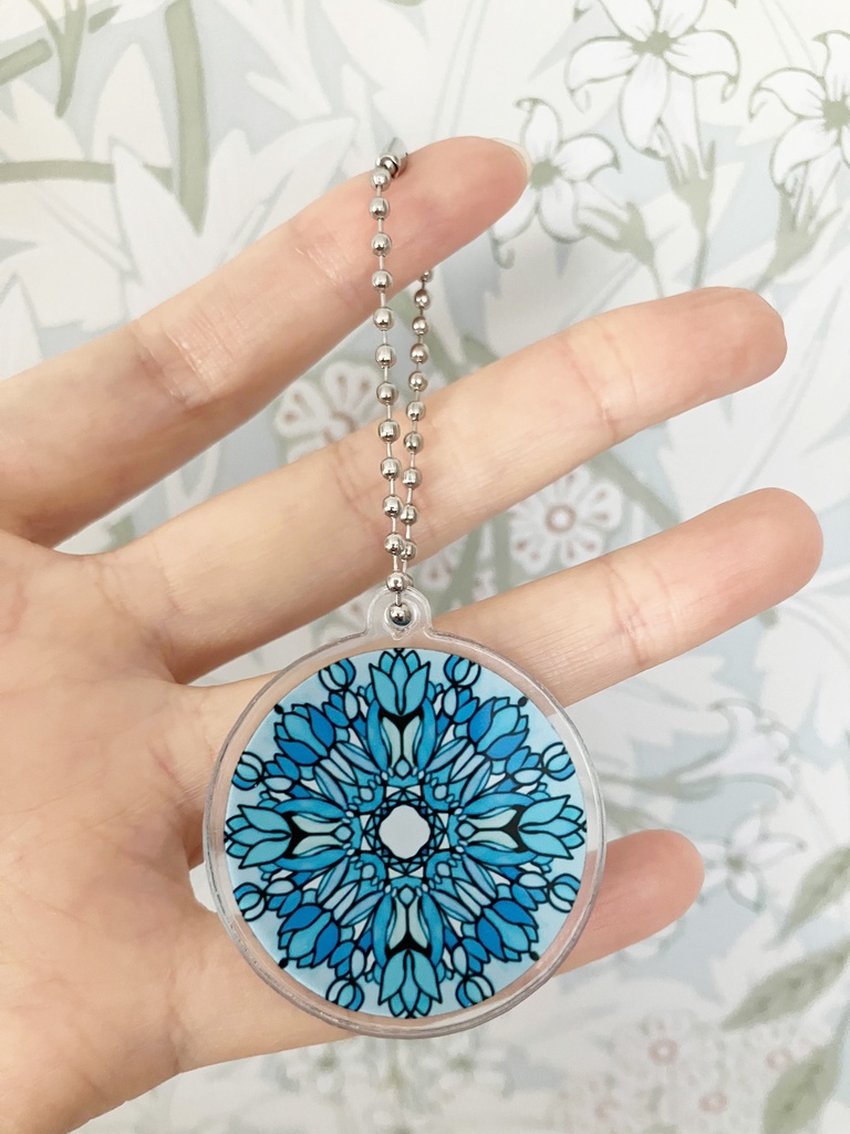 【受注生産】12ヶ月の誕生月の模様・アクリルキーホルダー(32mm)