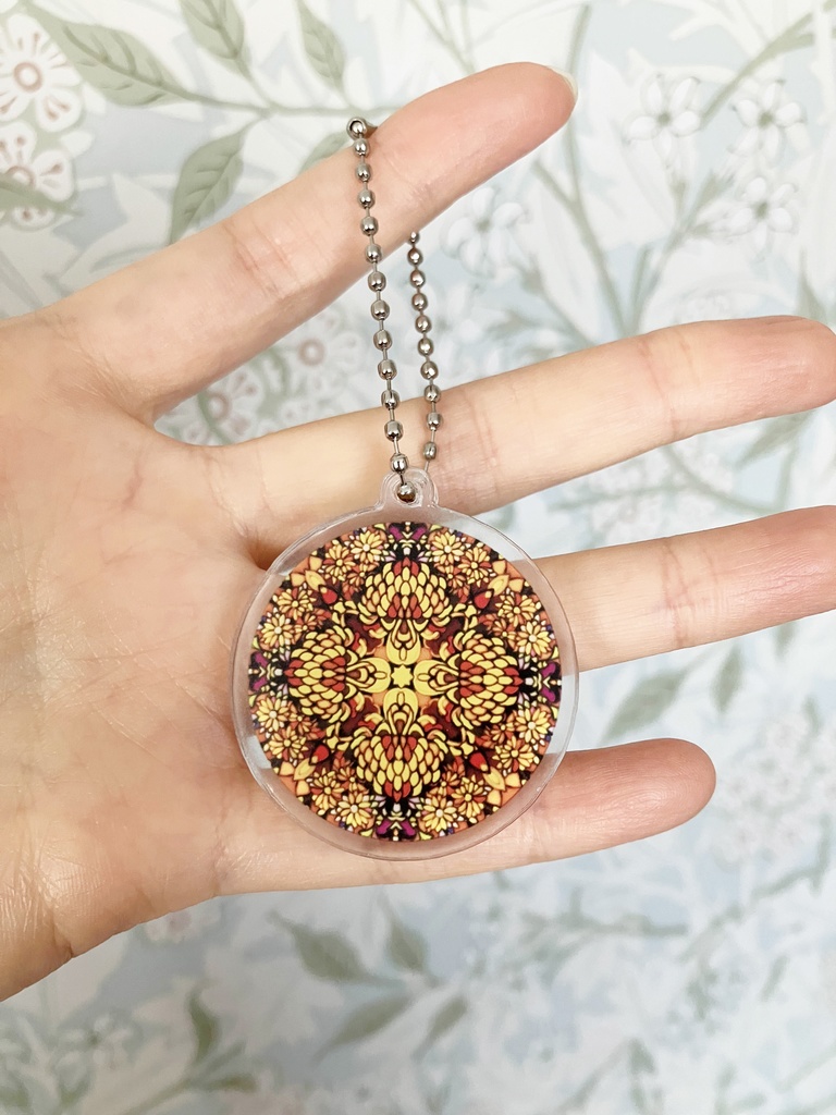 【受注生産】12ヶ月の誕生月の模様・アクリルキーホルダー(32mm)