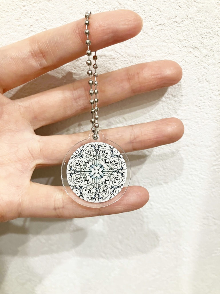 【中・35mm】12ヶ月の誕生月の模様・アクリルキーホルダー【予約商品】