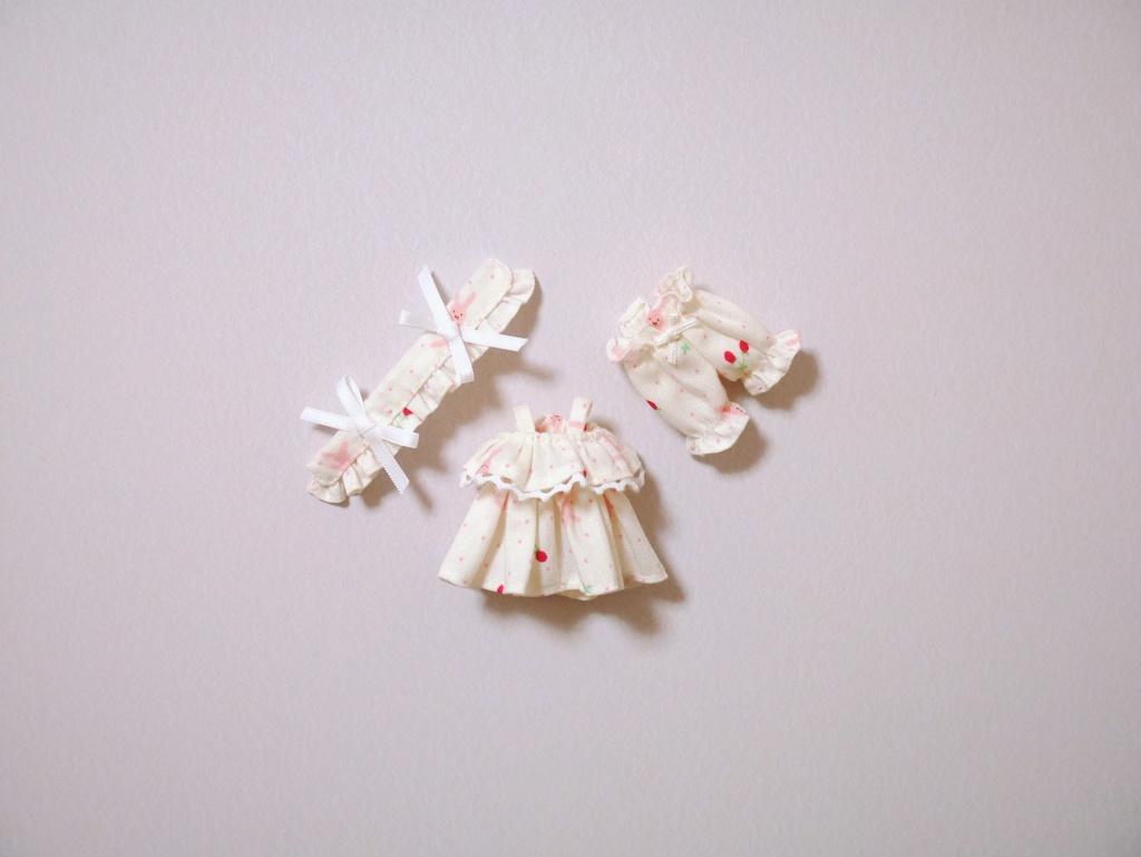 👚【 ピコニーモP & オビツ11 】ドール服 / キャミソールセットアップ