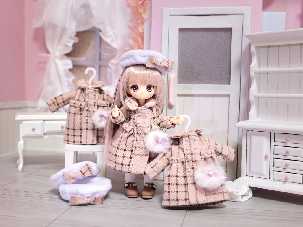 👚【 ピコニーモP & オビツ11 】ドール服 / ピンクベージュチェックコート