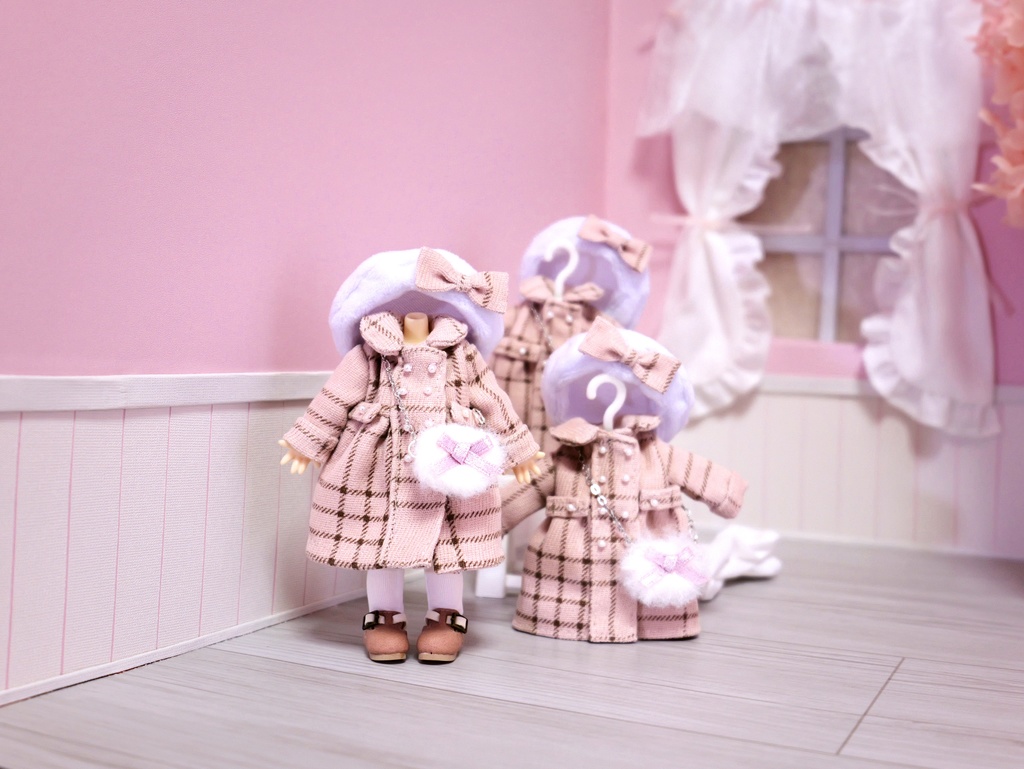 👚【 ピコニーモP & オビツ11 】ドール服 / ピンクベージュチェックコート