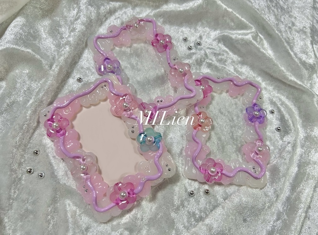 💐×💜🩷🤍デコトレカケース(B8サイズ)