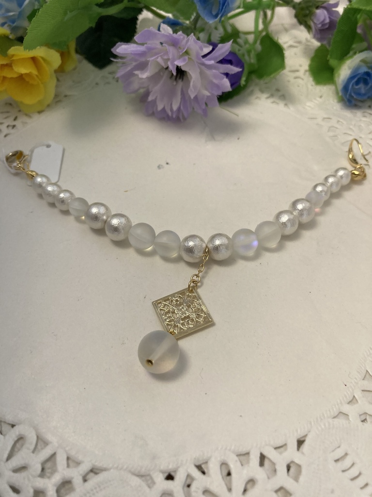 コットンパールとルナフラッシュのマスククリップ(金)