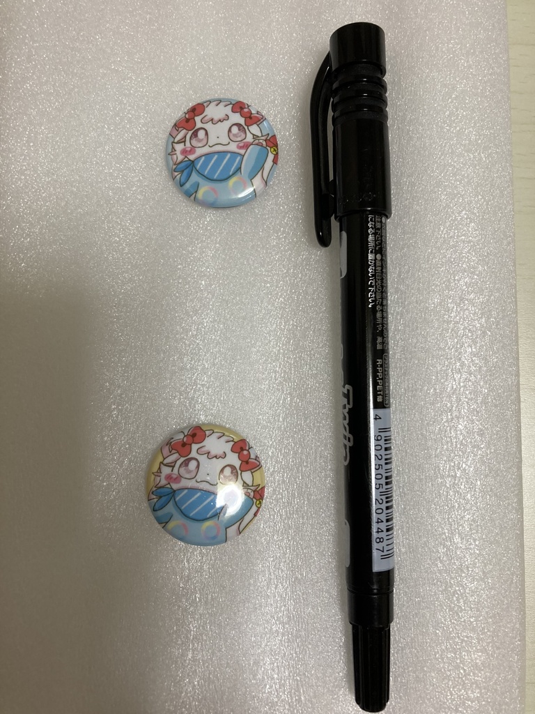 ましゅちゃん缶バッジ25mm(ブルーorイエロー)