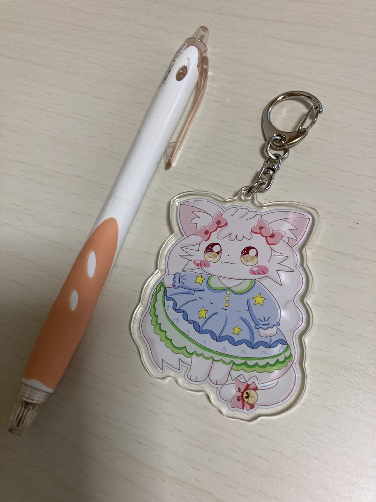 星空ワンピのましゅちゃんアクキー