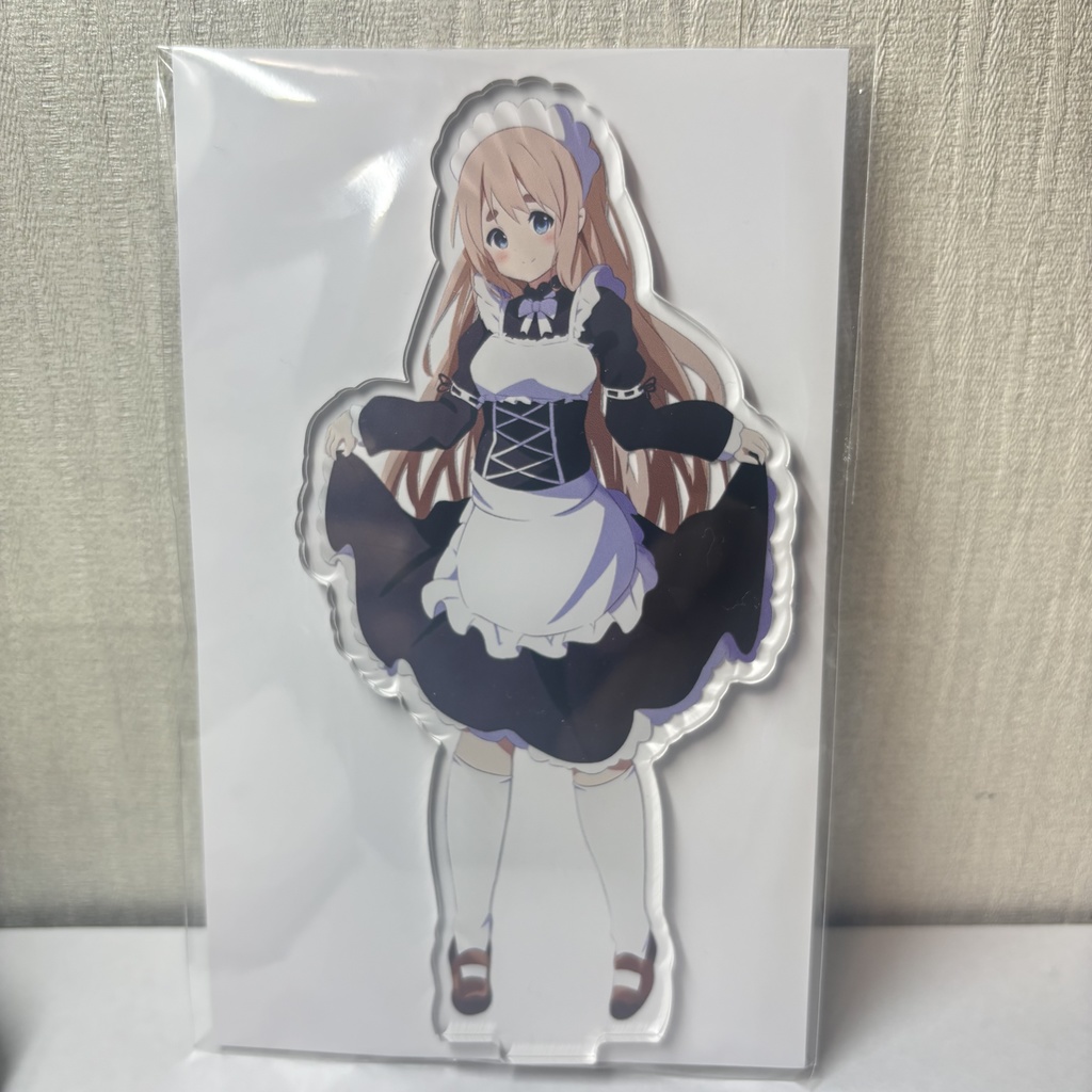 メイド紬ちゃんアクスタ