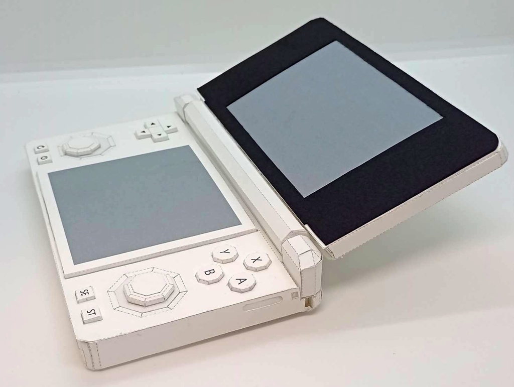 携帯ゲーム機ペーパークラフトテンプレート PDF SVG | ポータブルゲーム機 | ローポリゴン | レトロゲーム | インテリア