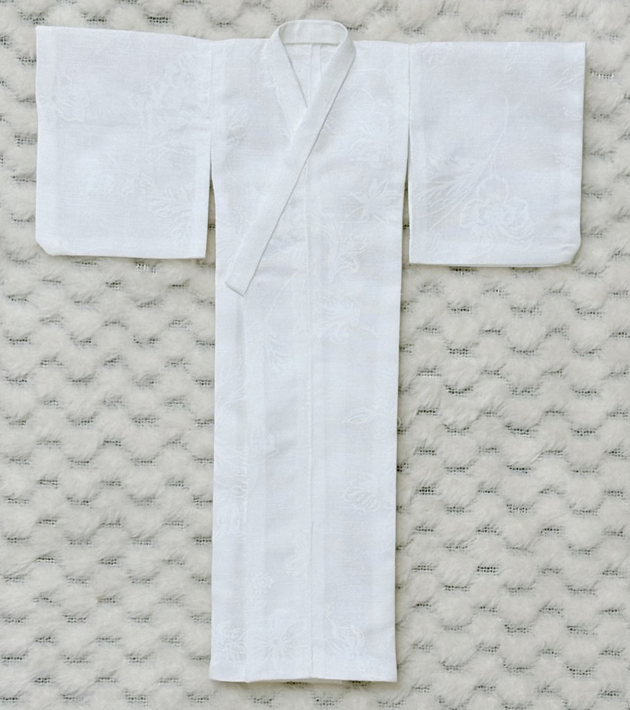 ドール用・着物(浴衣)/白柄