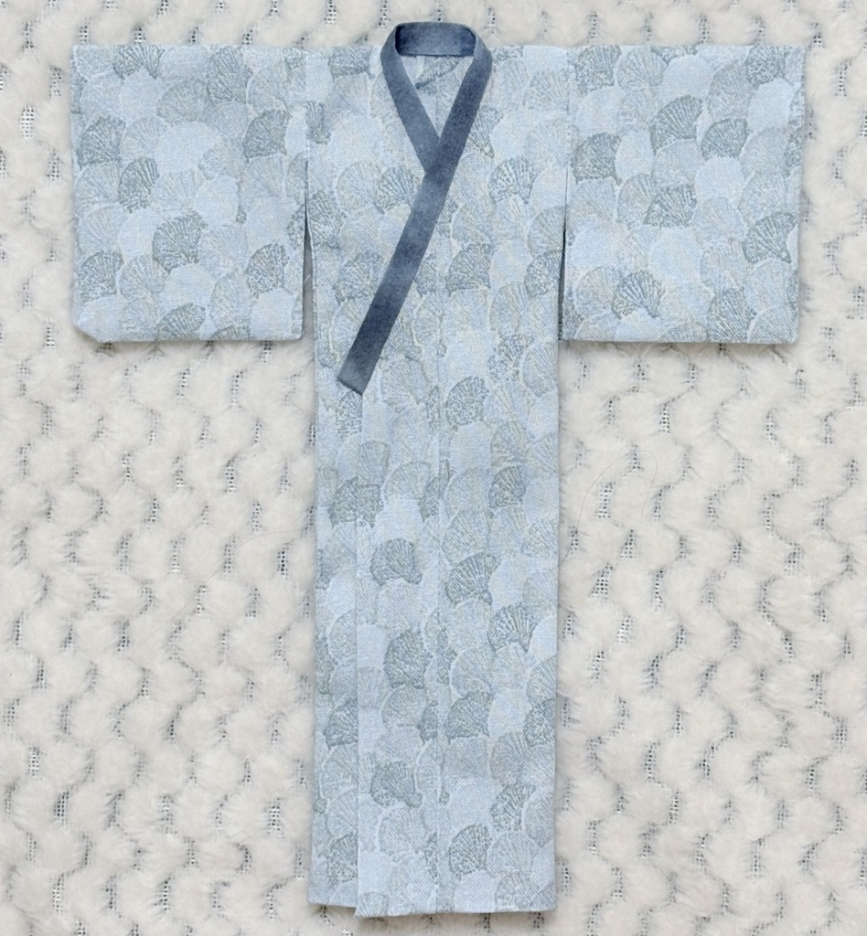 ドール用・着物(浴衣)/グレー系