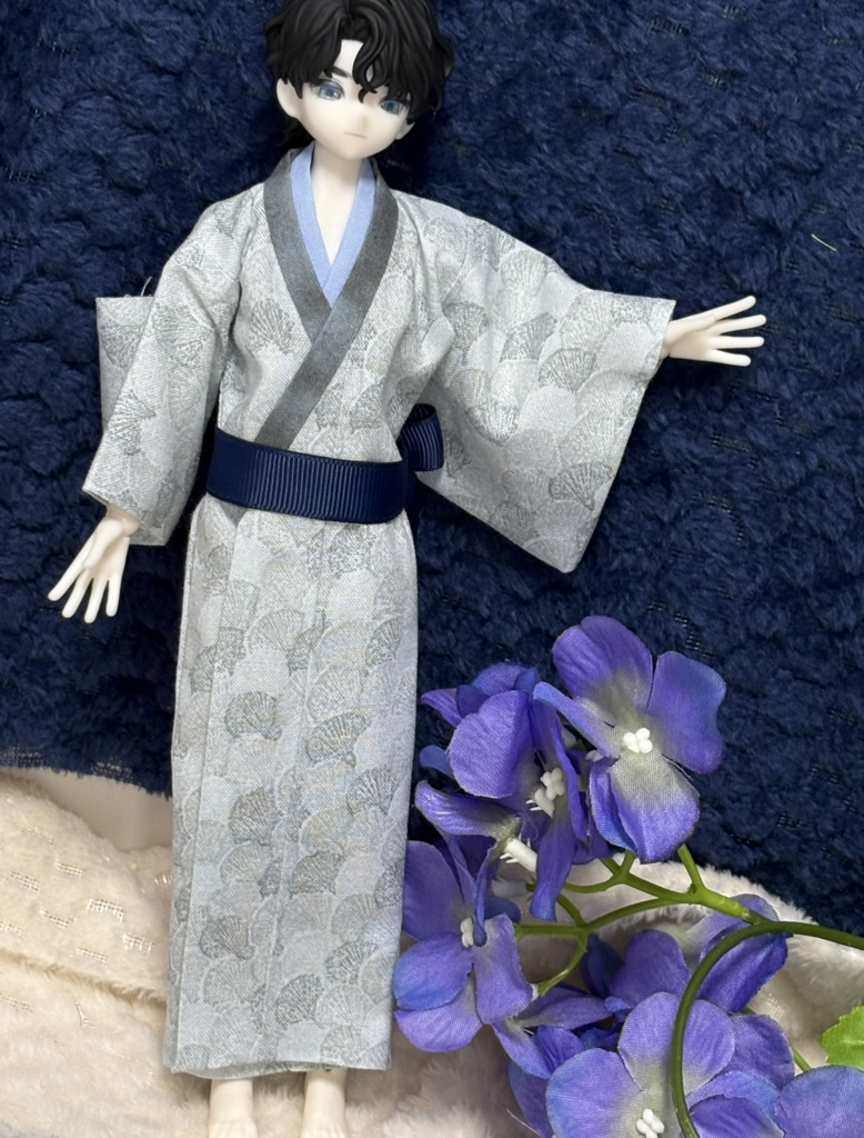 ドール用・着物(浴衣)/グレー系