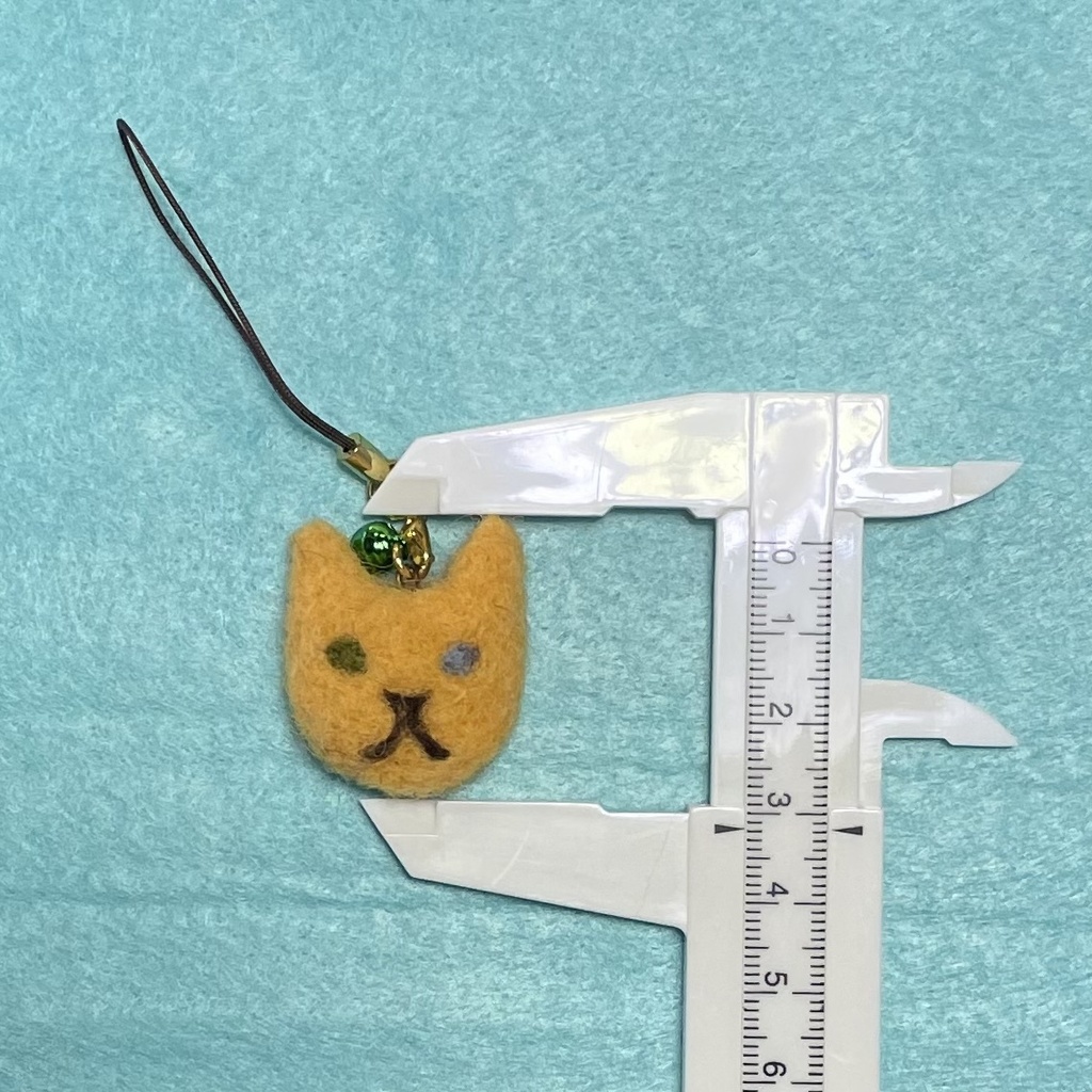 ネコねこストラップ(山吹オッドアイ)