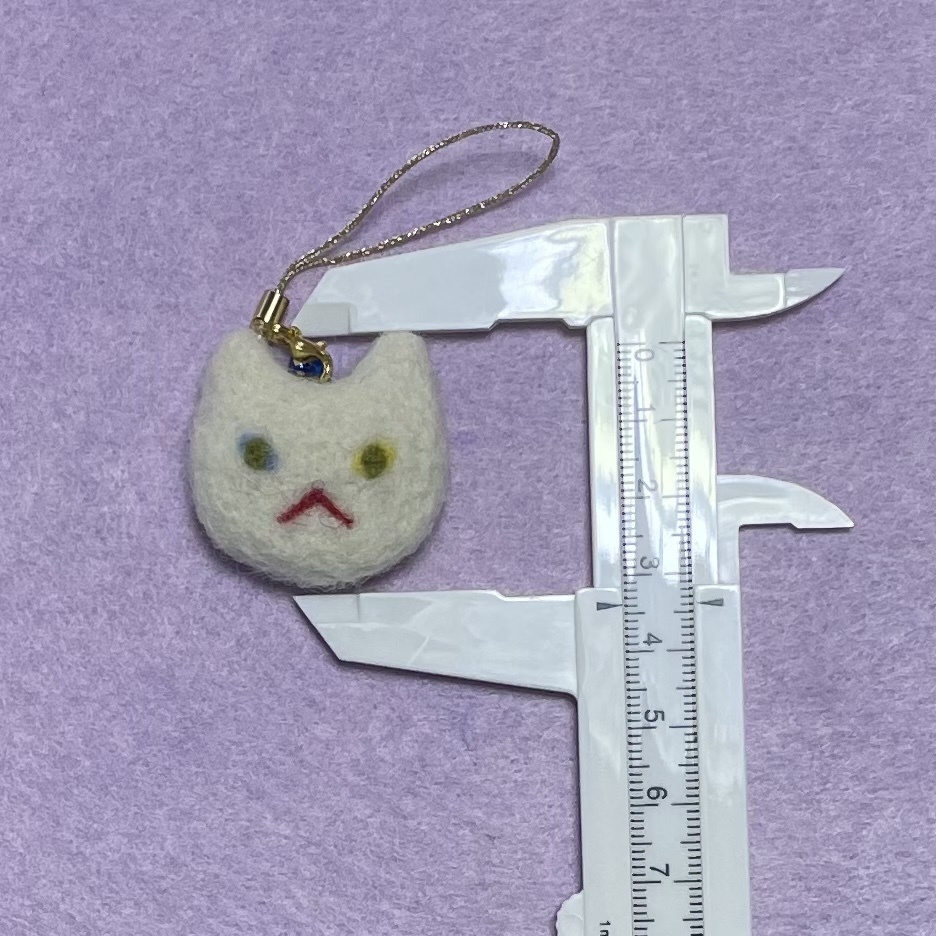 ネコねこストラップ(白オッドアイ和服)