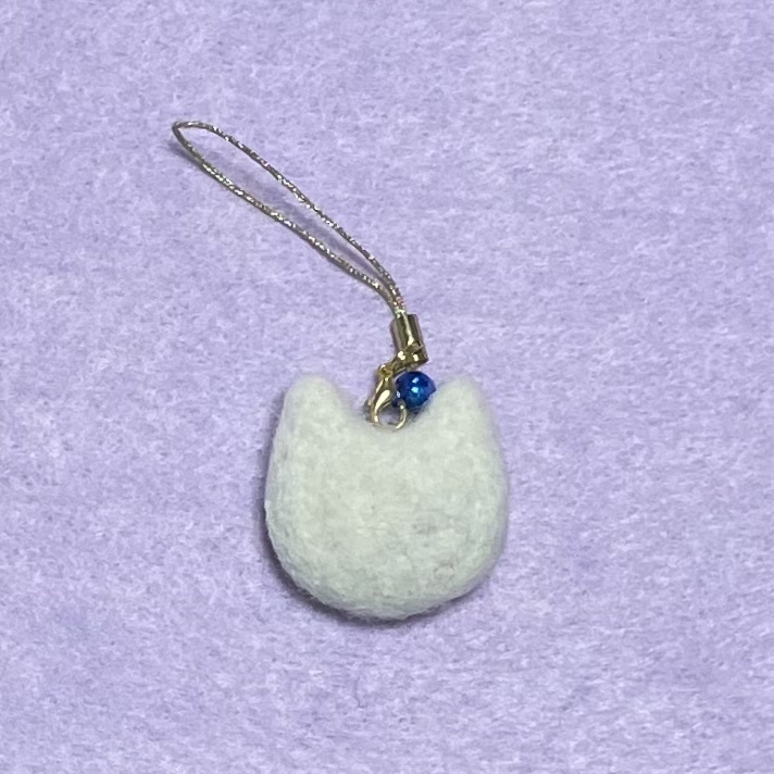 ネコねこストラップ(白オッドアイ和服)