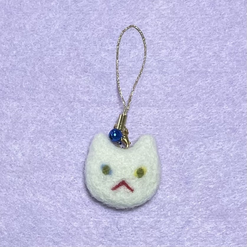 ネコねこストラップ（白オッドアイ和服）