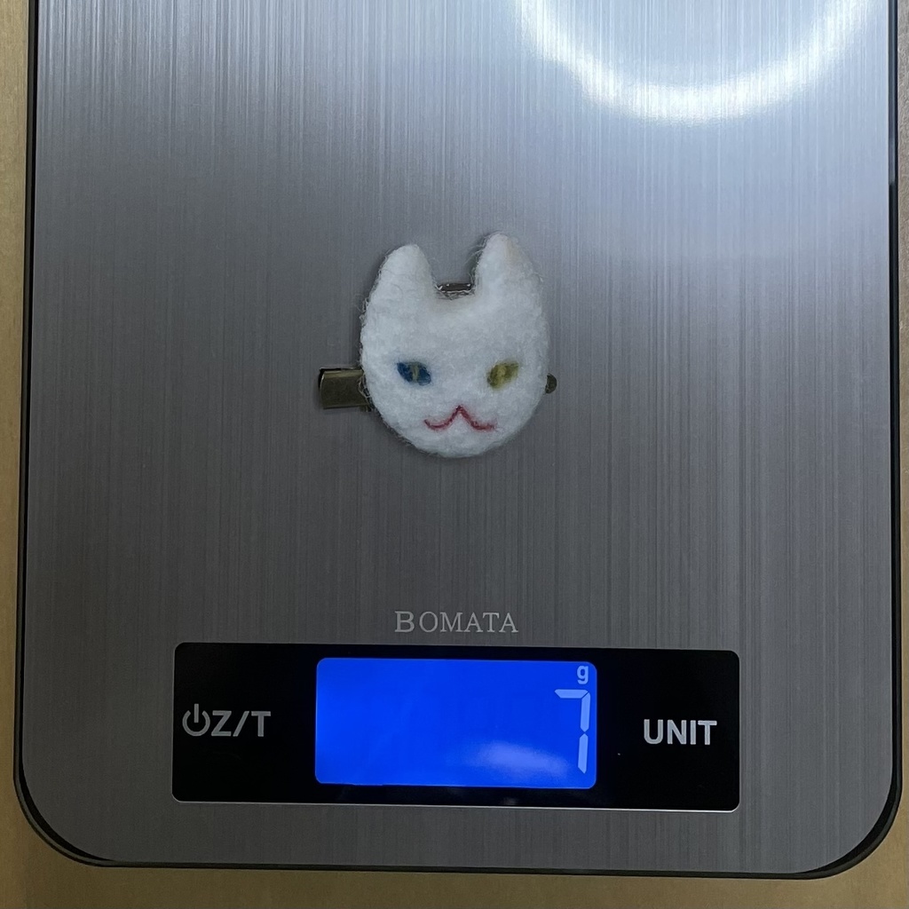 兎猫神ピンズ&クリップ(オッドアイ)