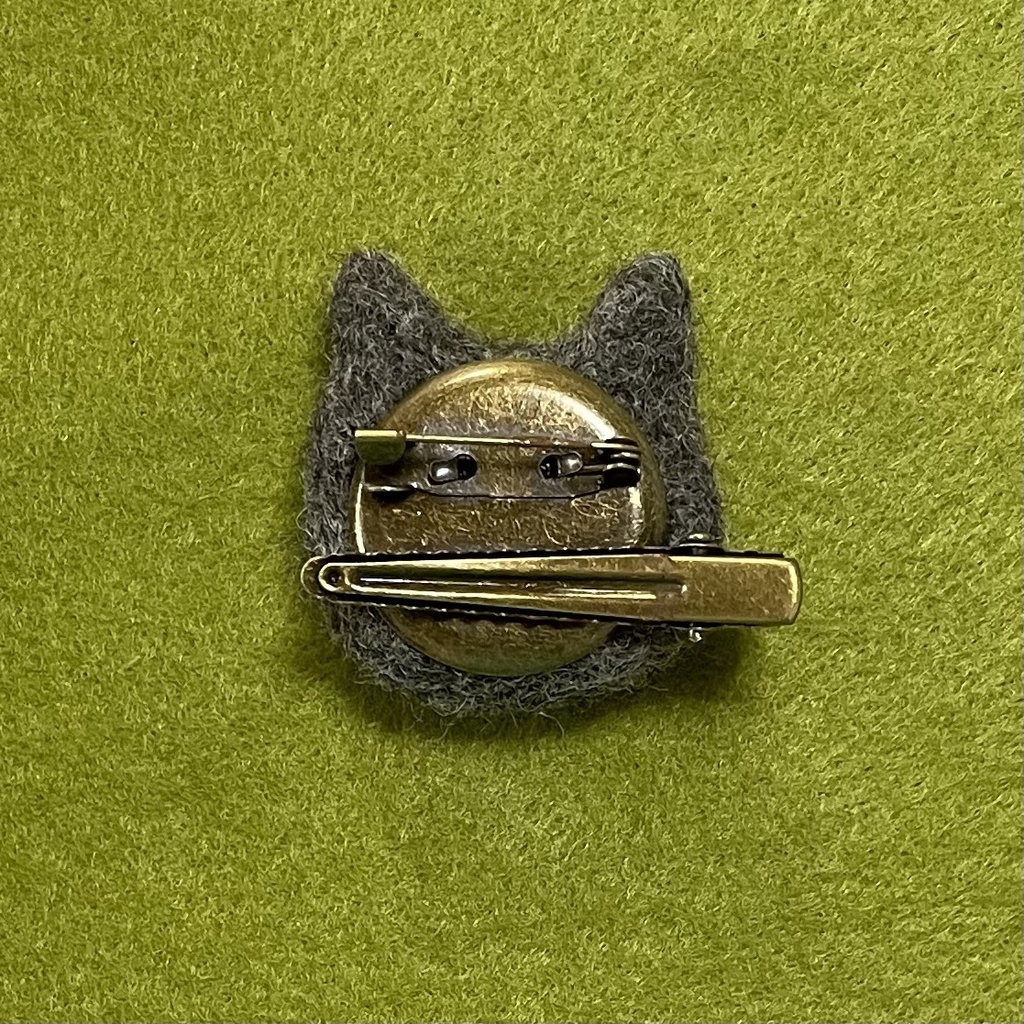 ネコねこピンズ&クリップ(濃グレー)