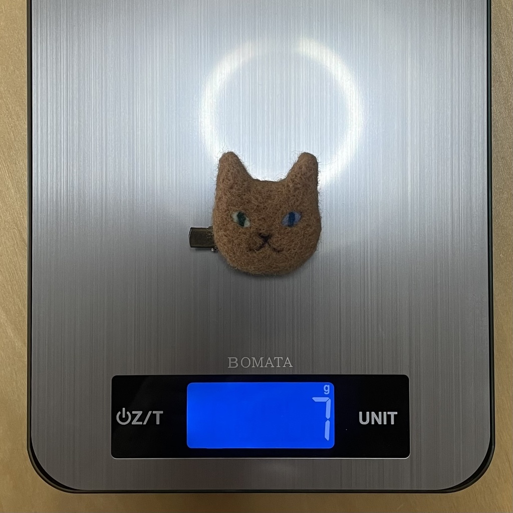 ネコねこピンズ&クリップ(ブラウン・オッドアイ)