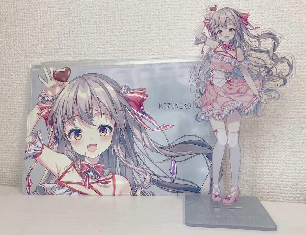 【東京】アクリルスタンド+ポーチ