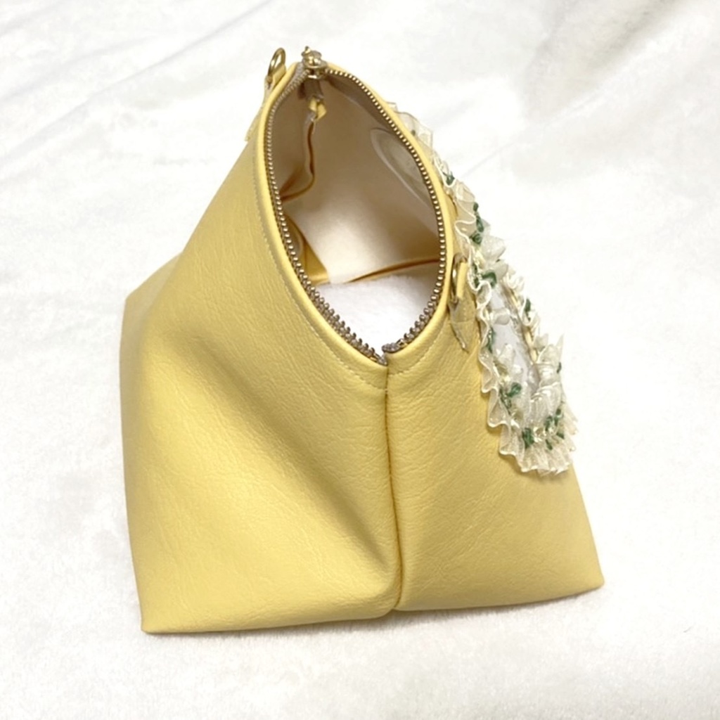 ハートもちマスポーチ♡イエロー