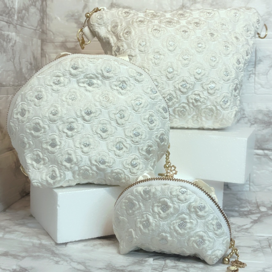 伯仲フリルポーチ