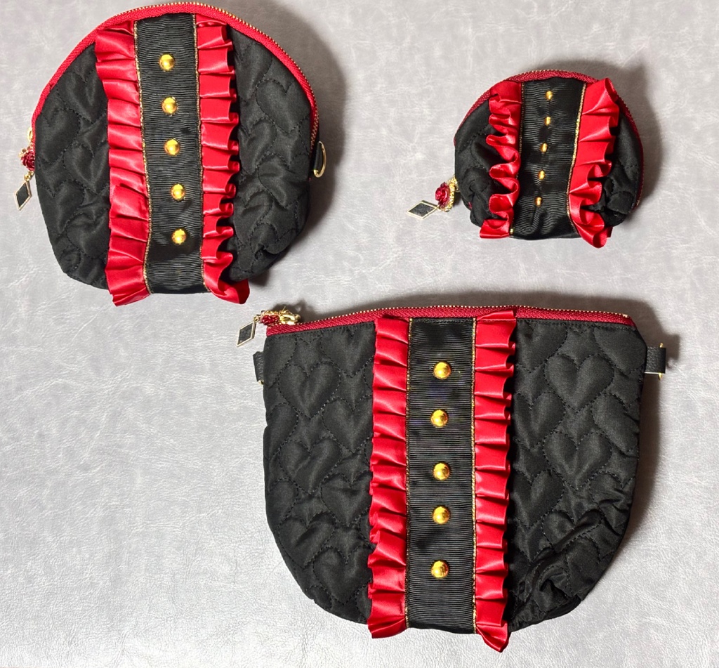 加州清光フリルポーチ